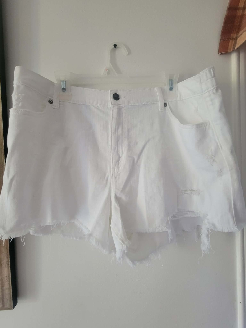 aerie White Distressed Frayed Hem Denim Shorts